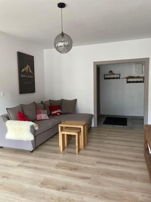 Camp De Base : * Bourg-Saint-Maurice